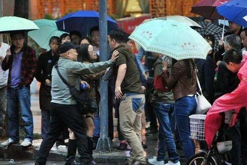 钟楼区吃瓜群众事件最新,网络热议背后的真相与反思