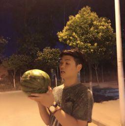 未来男友吃瓜群众,吃瓜群众眼中的甜蜜瓜田